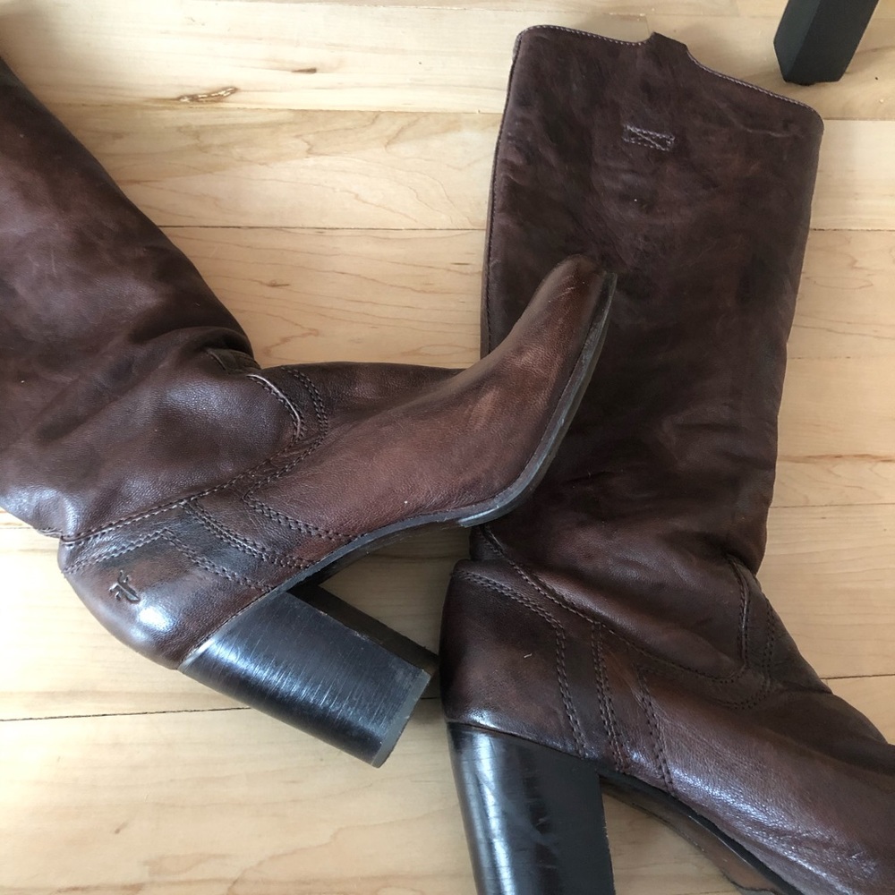 Frye Carson Boot 8.5 - Picture 8 of 13